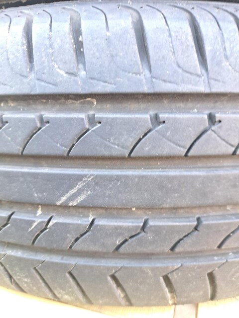 ă^C185/55R/15/82V