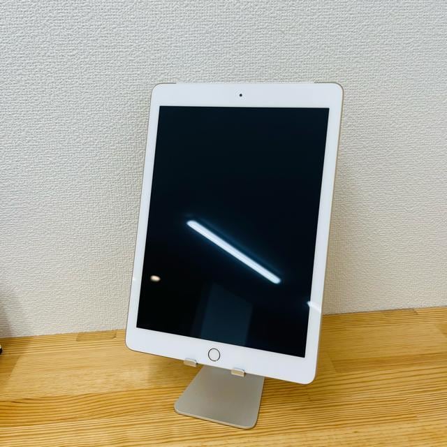 A 93% iPad 5 5 32 GB Z[ S[h {  PC{/Ӌ@ 