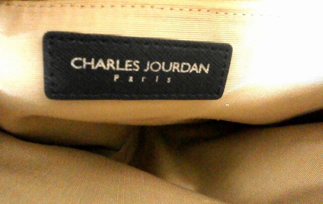 CHARLES JOURDAN V W_  g[gobO Õi  t@bV 