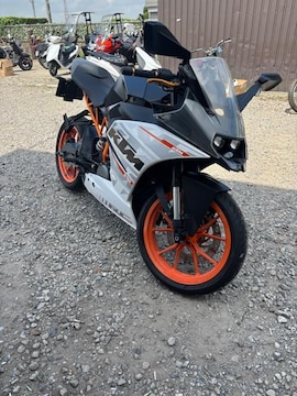 KTM390