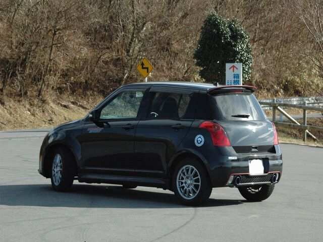 SWIFT@tႠ@t[GbhA~XebJ[ی^  /oCN