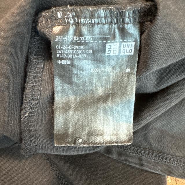 XLTCY@T @UNIQLOjN@100%  t@bV 
