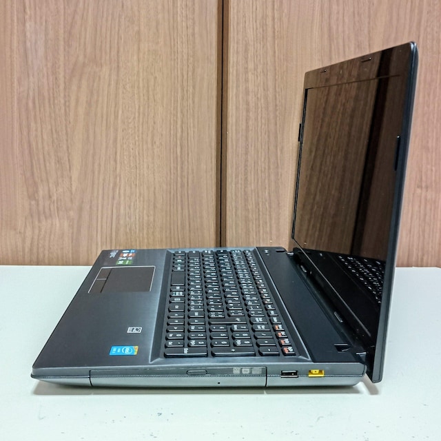 Windows11 m[gp\R Lenovo Corei5 8GB SSD256GB DVD WebJ Office  PC{/Ӌ@ 