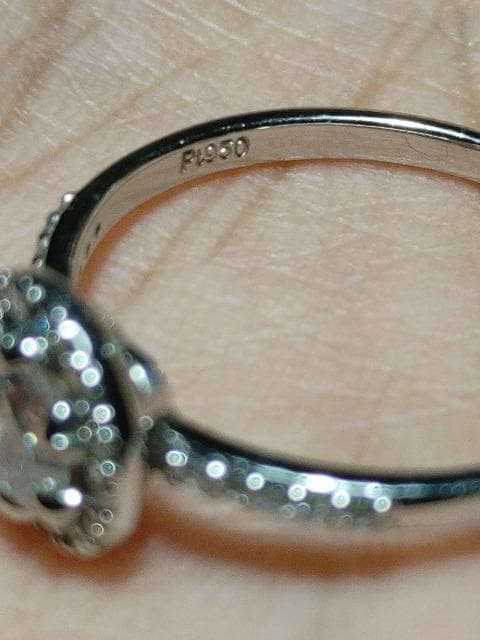 Pt9500.50ct0.10ctwC[_ChO{ɃMMƑfGȎwւŌ܂