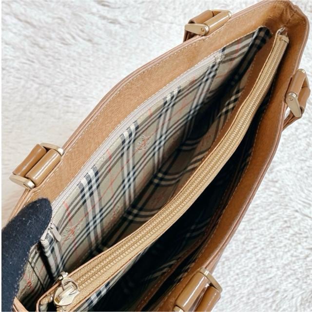 i BURBERRY o[o[ Sv[g mo`FbN nhobO  uh 