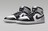 ☆AIR JORDAN 1 MID☆