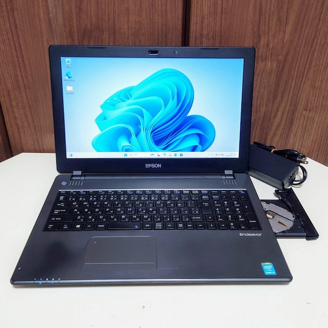 EPSON Endeavor Corei5 16GB SSD512GB DVD Excel Word PowerPoint  PC{/Ӌ@ 