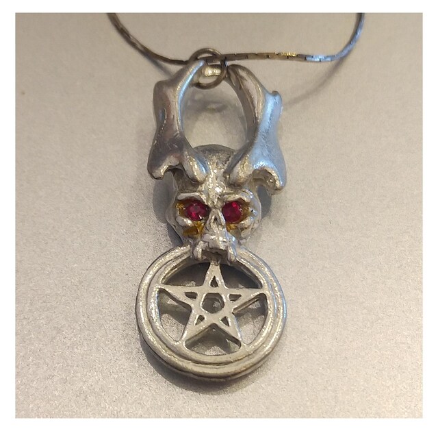 AzureGreen: Beast Devil Pentacle Pendant   ANZT[/v 