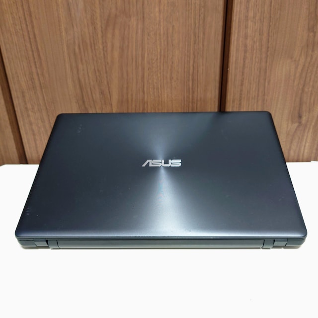 ASUS Corei712GB SSD512GB DVD WebJ m[gp\R Windows11 Office  PC{/Ӌ@ 