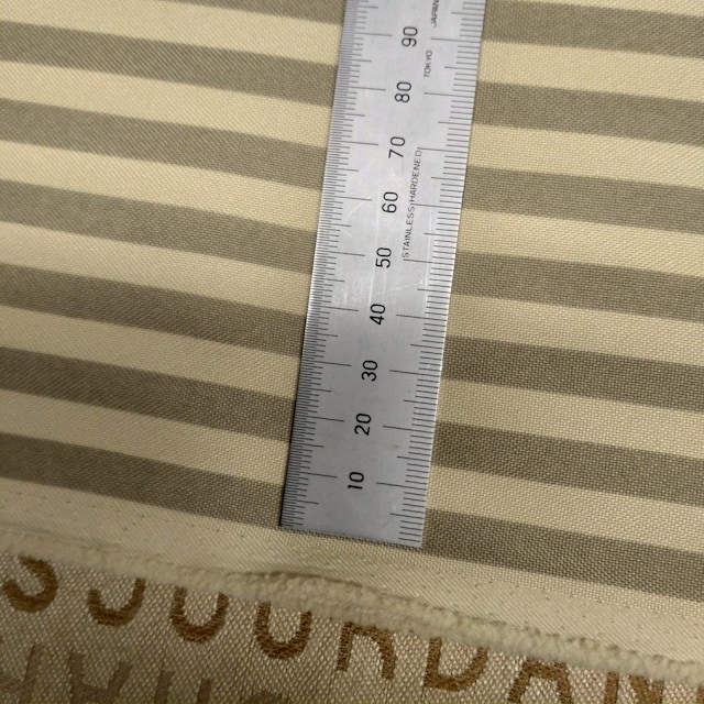 iNo.AB103026ju1X^vE145cm~1.6mEXgCv̐n