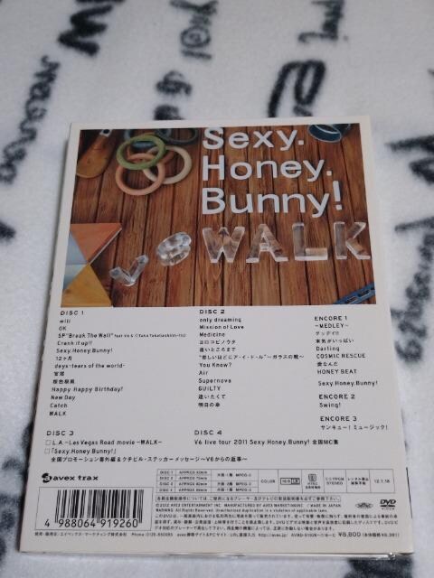 uU DVDulive tour 2011 Sexy.Honey.Bunny! v WALK  ^gObY 