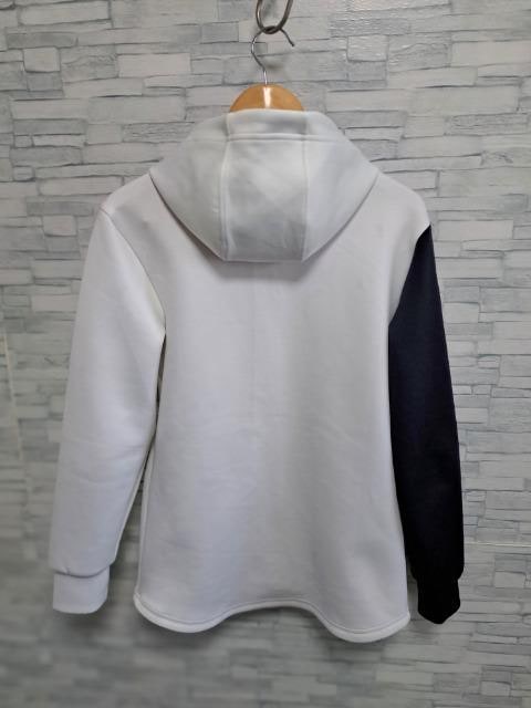 UNDER ARMOUR A_[A[}[ vg S nCubh t[h p[J[/Y/M  uh 