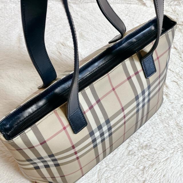 BURBERRY o[o[ PVC mo`FbN  g[gobO e  uh 