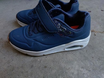 SKECHERS   KIDSXj[J[ TCYQOcm XPb`[Y ʊw ^