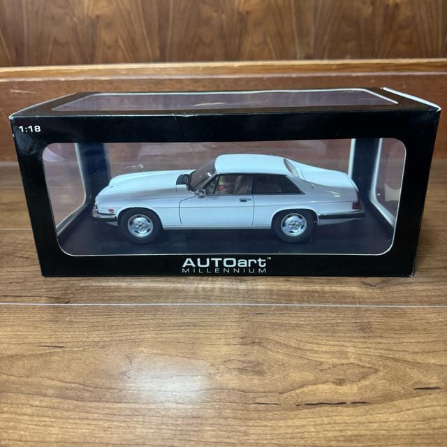 ŖWi I[gA[g 1/18 WK[ XJ-S zCg1980  zr[ 