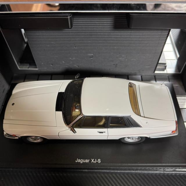 ŖWi I[gA[g 1/18 WK[ XJ-S zCg1980  zr[ 
