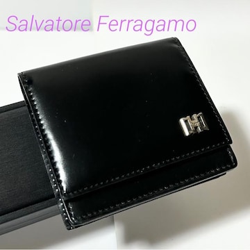 i Salvatore Ferragamo tFK _uK`[j U[ RCP[X