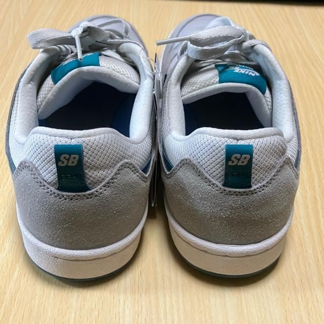 gp Vi NIKE SB ALLEYOOP 28.5cm  uh 
