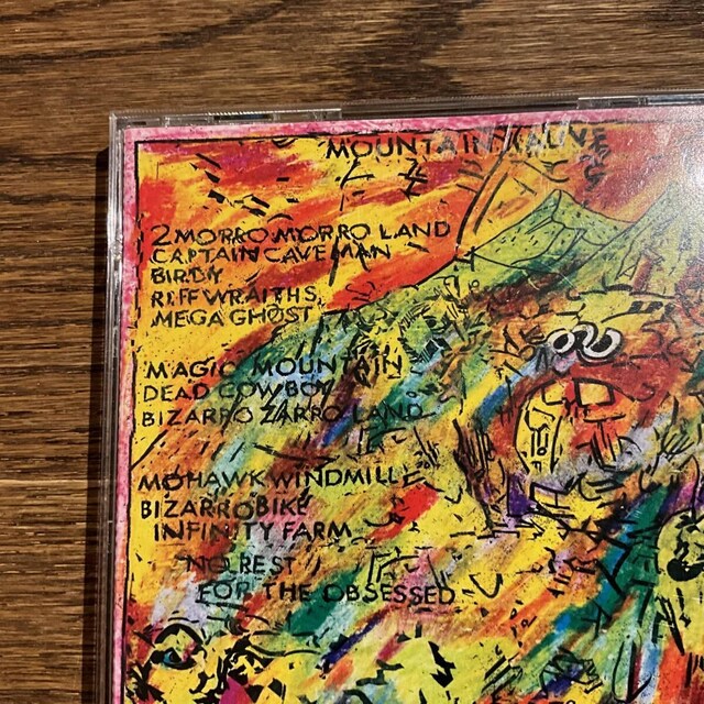 yLIGTNING BOLTzHYPERMAGIC MOUNTAIN  CD/DVD/rfI 