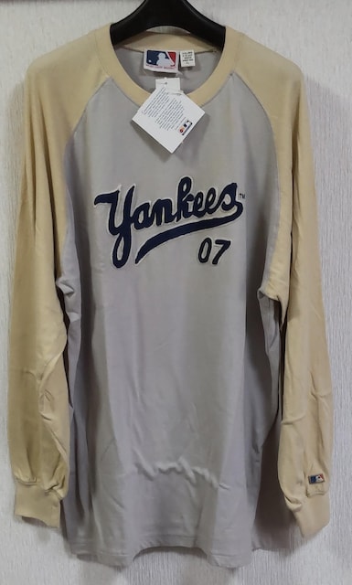 ViNew York YankeesL[XsVcXL   jt@bV 