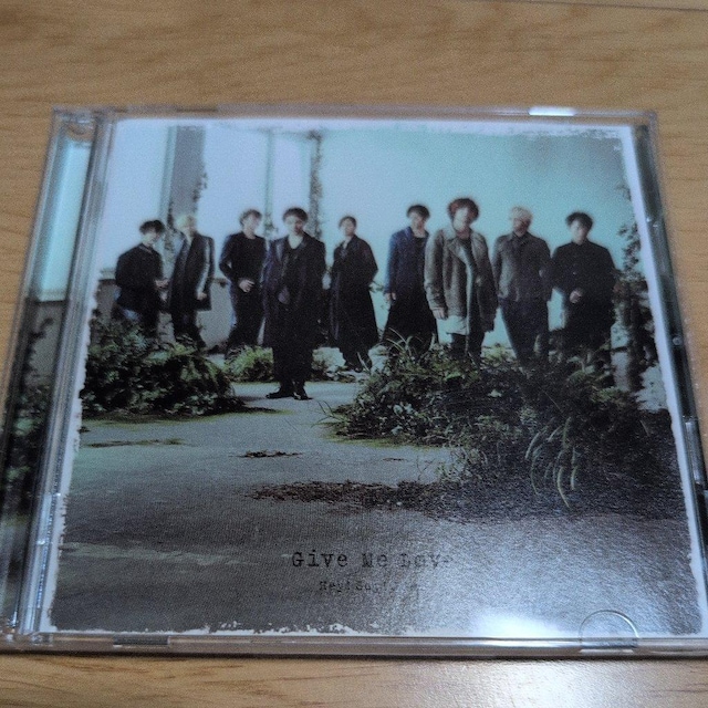 Give Me Love   CD/DVD/rfI 