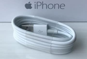 ݁apple iPhoneCgjOP[u߂QbKi