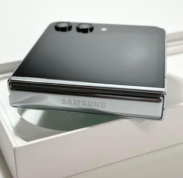 yizAndroid Galaxy Z Flip 5b512gbbSIMt[  Ɠd/AV 