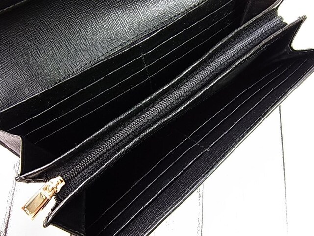 ǕiKi@t@FURLA@ubN@z@