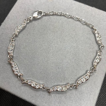  SWAROVSKI XtXL[ Vo[J[ uXbg