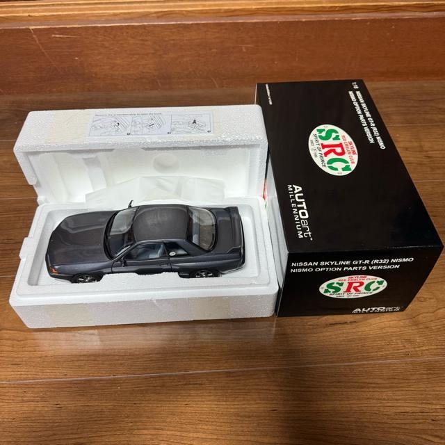 ŖWiI[gA[g1/18GT-R R32 jXIvVp[cVer.  zr[ 