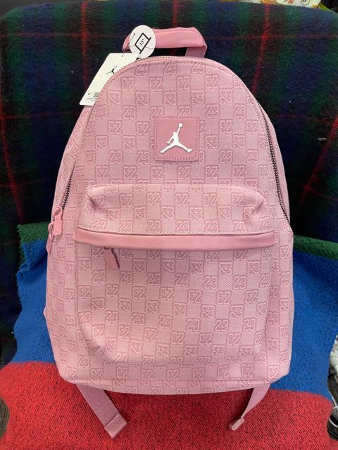 【完売品】NIKE JORDAN ジョーダン モノグラム バックパック ピンク NIKE公式】ジョーダン モノグラム バックパック バックパック