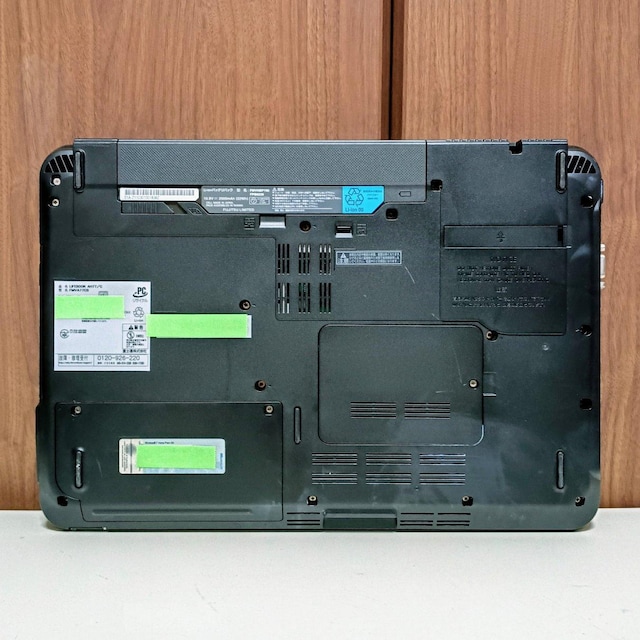 FUJITSU LIFEBOOK Corei7 16GB SSD512GB WebJ Blu-ray Windows11  PC{/Ӌ@ 