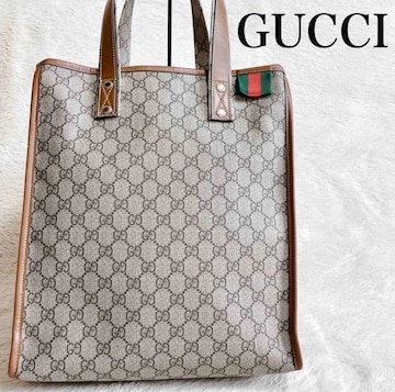 i e GUCCI Ob` PVC GG VF[C g[gobO