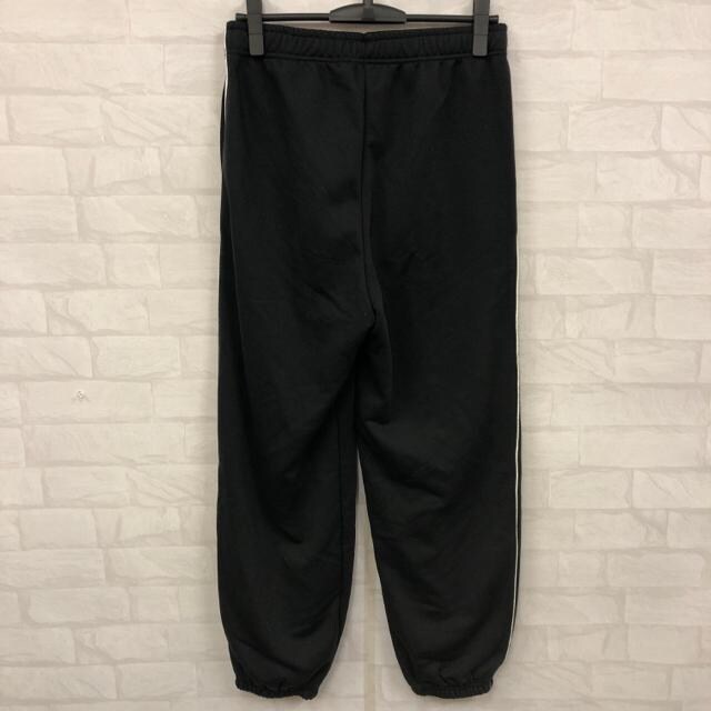  GENUINE MERCHANDISE j[[NL[X {gX  jt@bV 