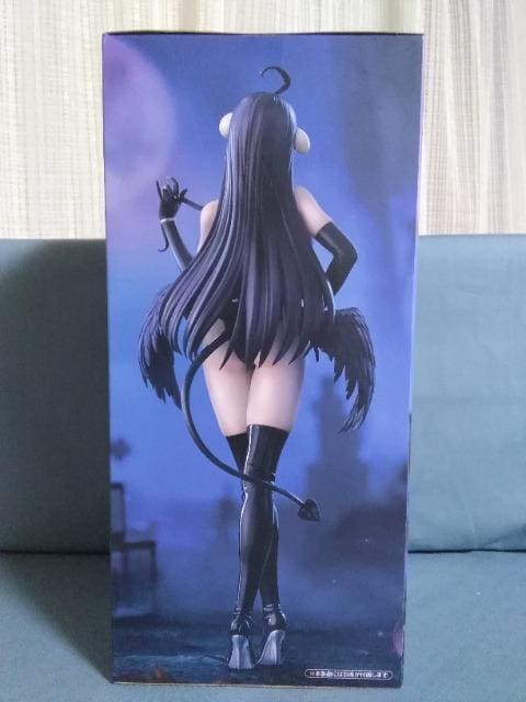I[o[[hBicute@Dark@Figure@Axh  zr[ 