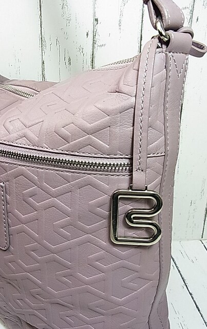 Kiɔi@u[@BREE@U[V_[@p[vn TRUE@BAGS@TRUE@LOVE