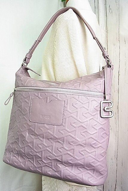 Kiɔi@u[@BREE@U[V_[@p[vn TRUE@BAGS@TRUE@LOVE