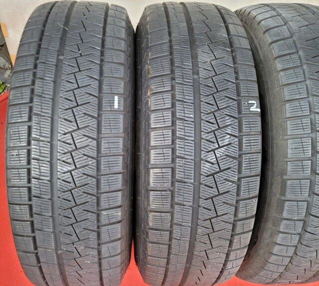 5ZIGEN [KX 17in 7J +45 PCD114.3~p4{Zbg PIRELLI ICE ASIMMETRICO  /oCN