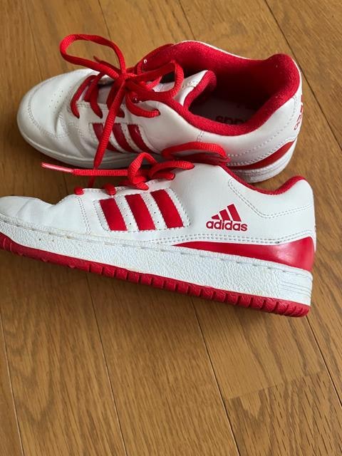 adidas Xj[J[  uh 