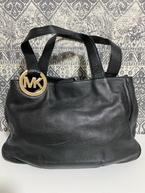 yǕizMICHAEL KORS }CPR[X U[ g[gobO V_   uh 