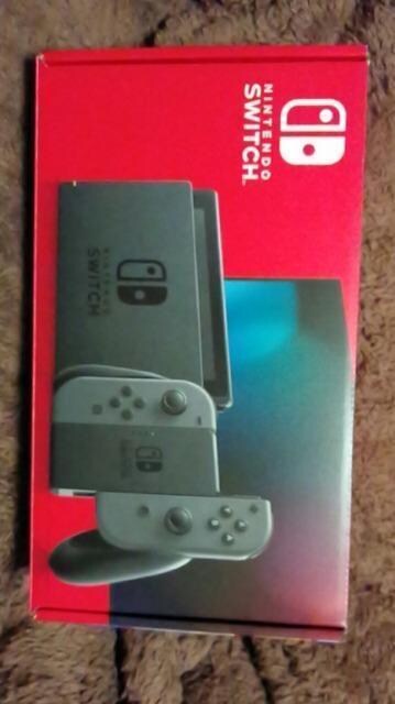 Nintendo switch O[  