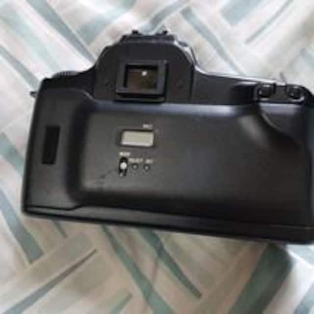 CANON EOS 1000QD WN  Ɠd/AV 