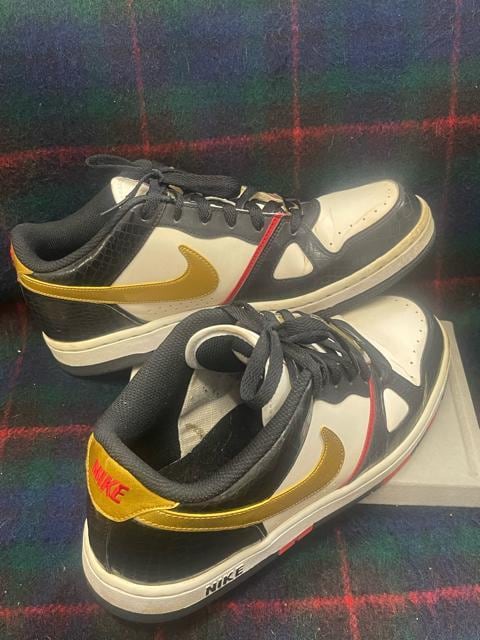 iCL@GAW[_@S[h@ubN@ Xj[J[ Nike  uh 