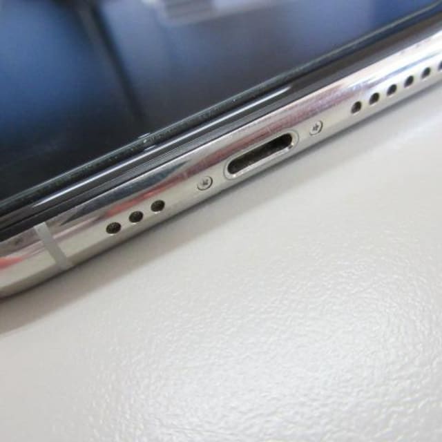 iPhone 11 Pro Vo[ 512GB SIMbNȂ ti ACtH