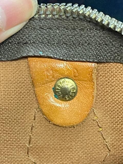 Louis Vuitton uE ~j{XgobO@nhobN@fB[X  uh 