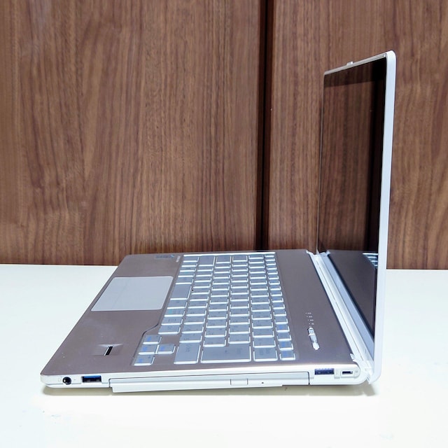 FUJITSU LIFEBOOK Corei5 10GB SSD512GB ^b`pl DVD WebJ Office  PC{/Ӌ@ 