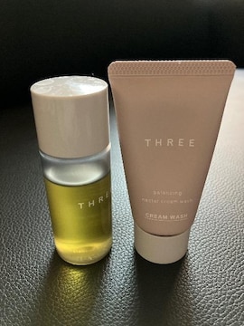 THREE/NWOZbggCATCY