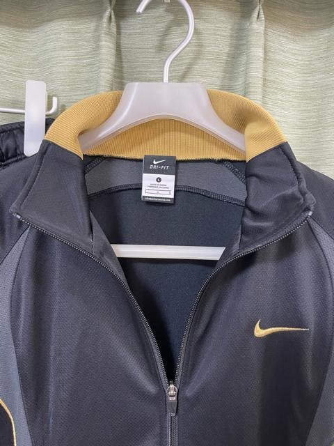 NIKE iCL@gbNWPbg@ZbgAbv@S[hhJS@TCYL  uh 