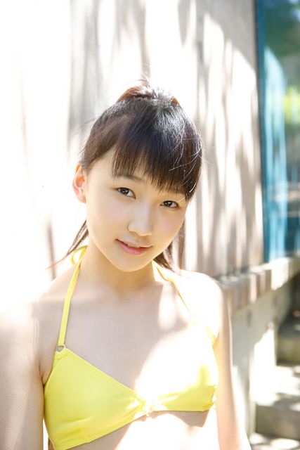 モーニング娘。鞘師里保　L判　全体写真　LILIUM　生写真　写真 ☆鞘師里保さん☆ 高画質L判フォト（生写真） 400枚 | タレント