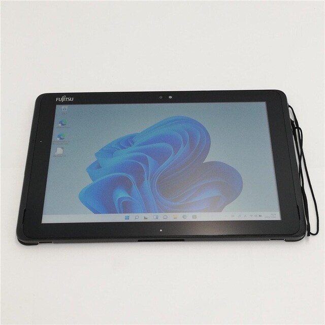 { 10.1^ ^ubg xm ARROWS Tab Q555/K32  Atom 4GB Wi-Fi Win10